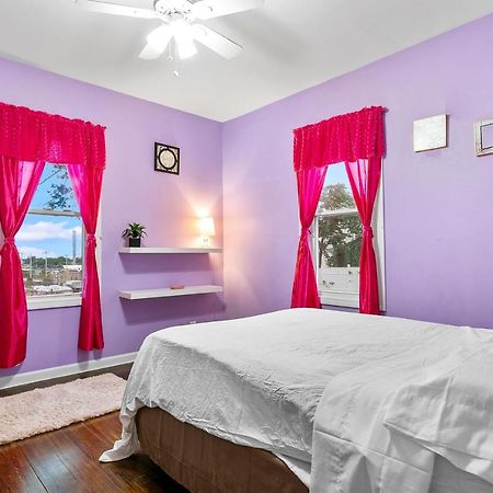The Pink Room Near Yale Hospital/Bridegport Bridgeport Bagian luar foto